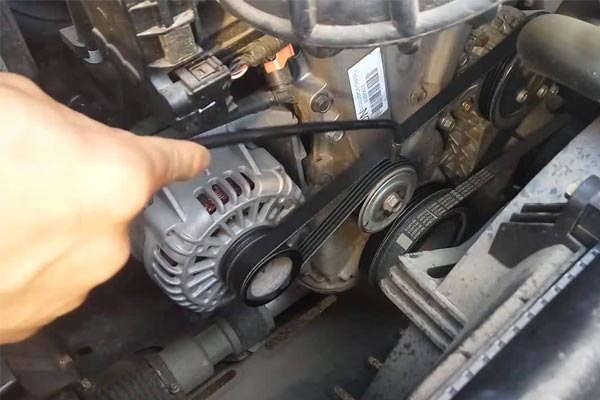 上城转速传感器的工作原理是什么？